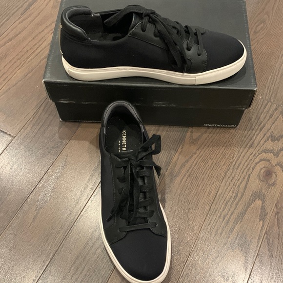 Kenneth Cole Kam Sneakers - Picture 1 of 5